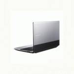 ноутбук Samsung NP300E7A-S04 Серебристый